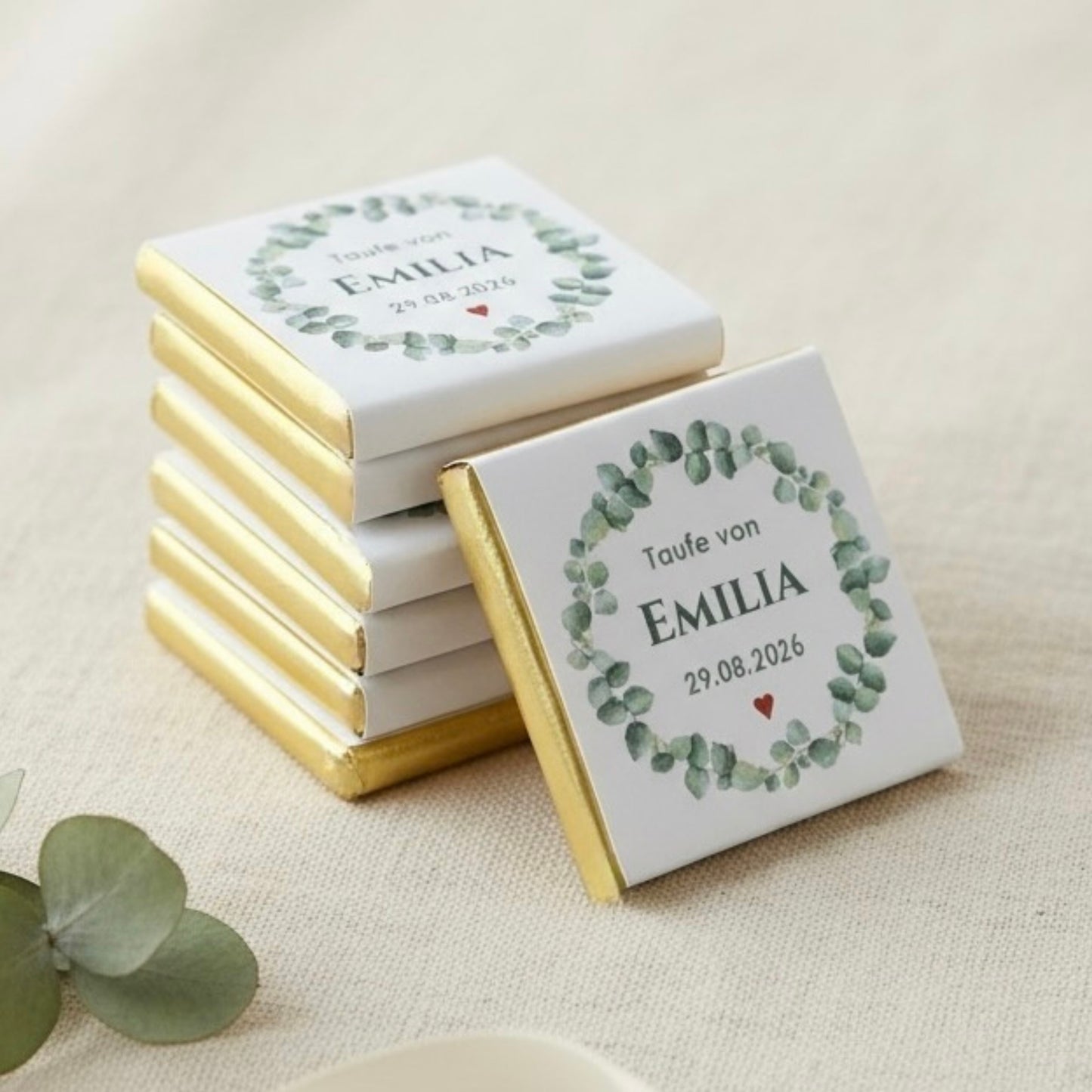 Persoanslierte Schoklade als Gastgeschenk mit Eukalyptus Motiv Eukalyptuskranz