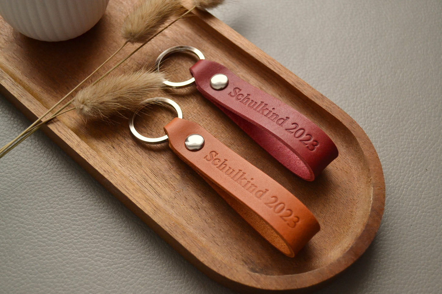 Offene Design Leder Schlüsselanhänger, Hersteller von gestickten Aufnähern