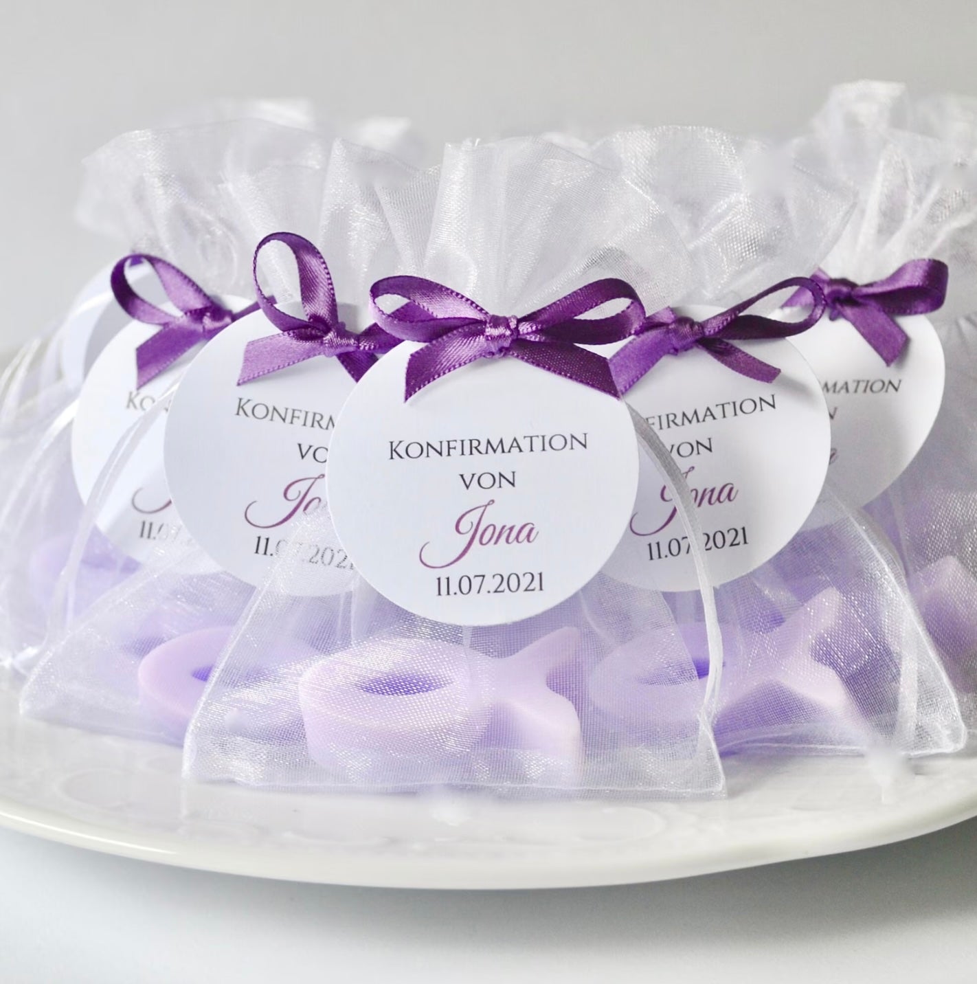 Gastgeschenke zur Taufe, Kommunion oder Konfirmation | Handgefertigte Seife in FISCH Form lila