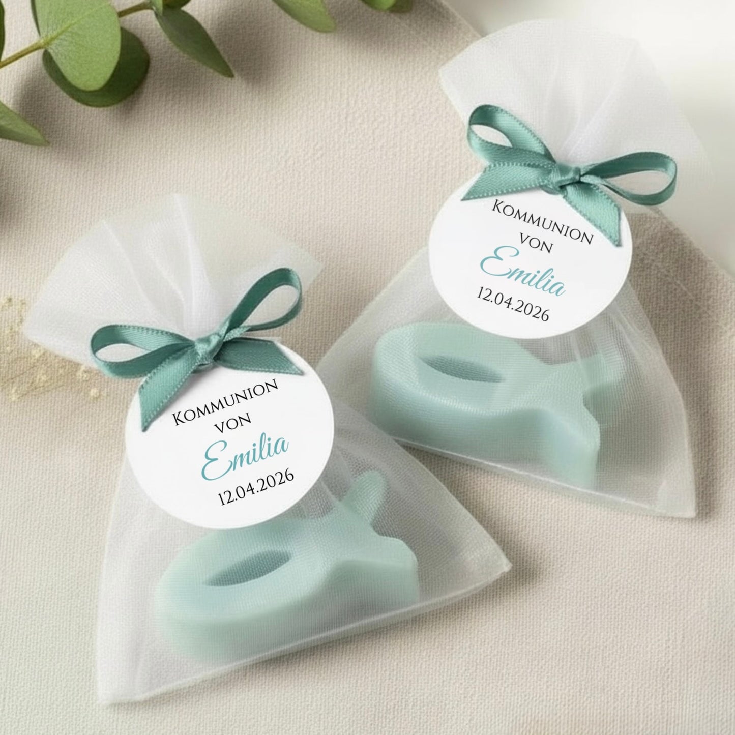 Gastgeschenke zur Taufe, Kommunion oder Konfirmation | Handgefertigte Seife in FISCH Form türkis